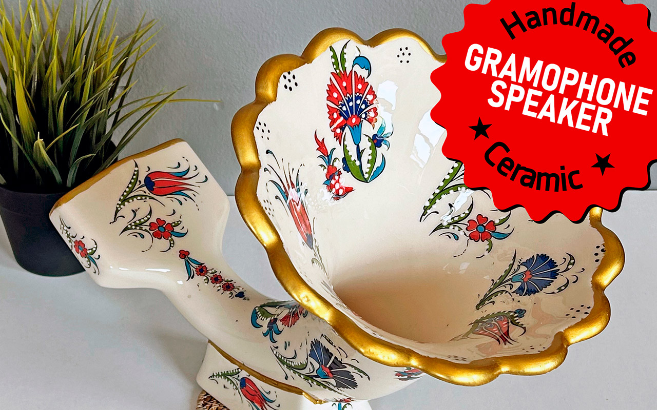 Handmade Ceramic Gramophone Speaker, Amplifier, Sound Bomb, Iznik style Handmade Ceramic Gramophone Speaker, Amplifier, Sound Bomb, Iznik style